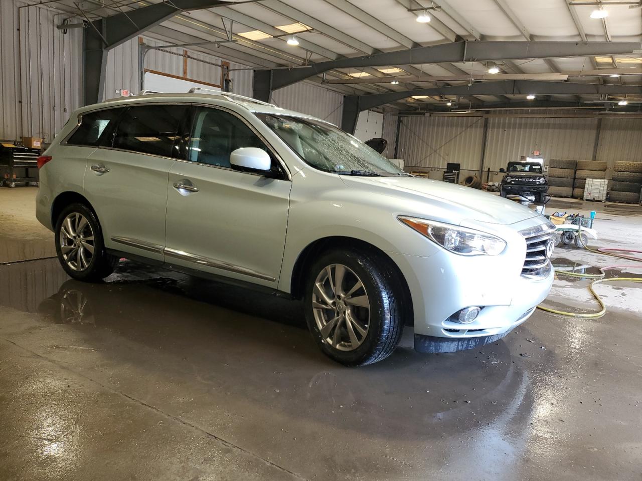 2013 Infiniti JX - Image 4