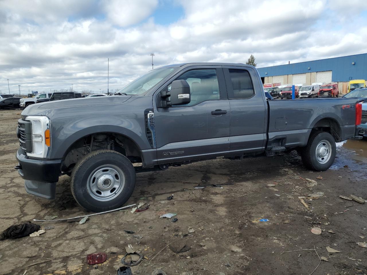 2023 Ford F250 Super Duty na sprzedaż w Woodhaven, MI - Side