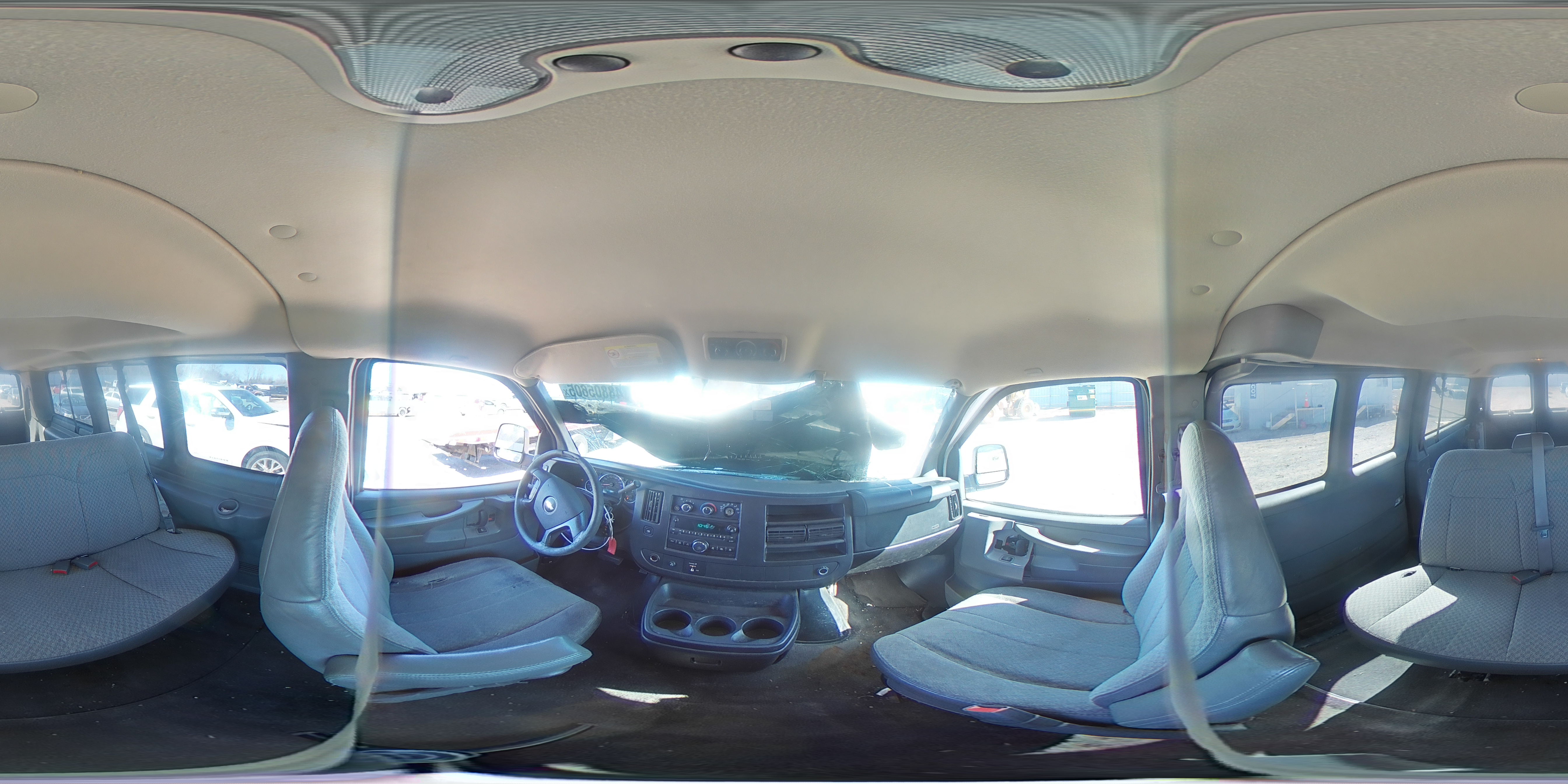 2009 Chevrolet Express - Image 13