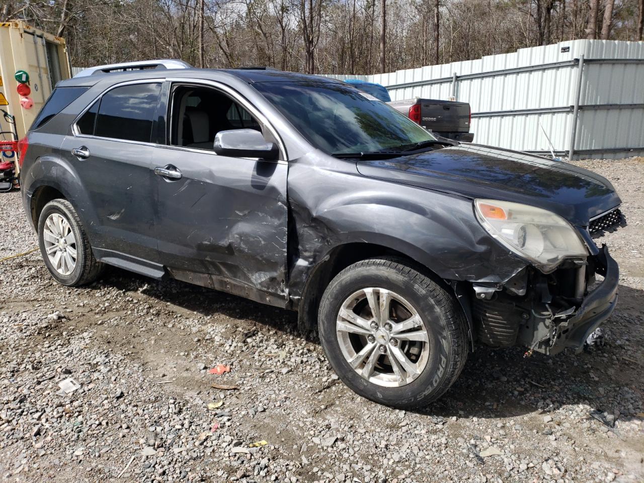 2010 Chevrolet Equinox - Image 4