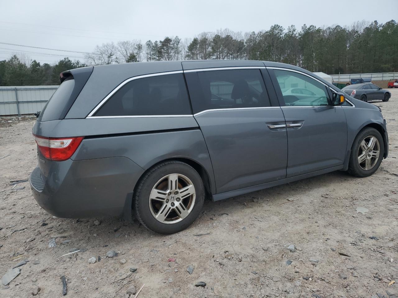 2012 Honda Odyssey - Image 3