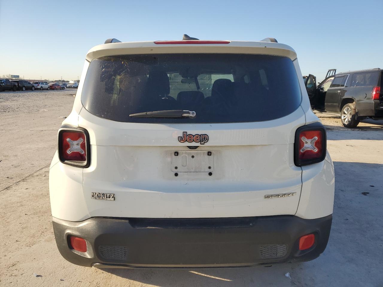 2017 Jeep Renegade - Image 6