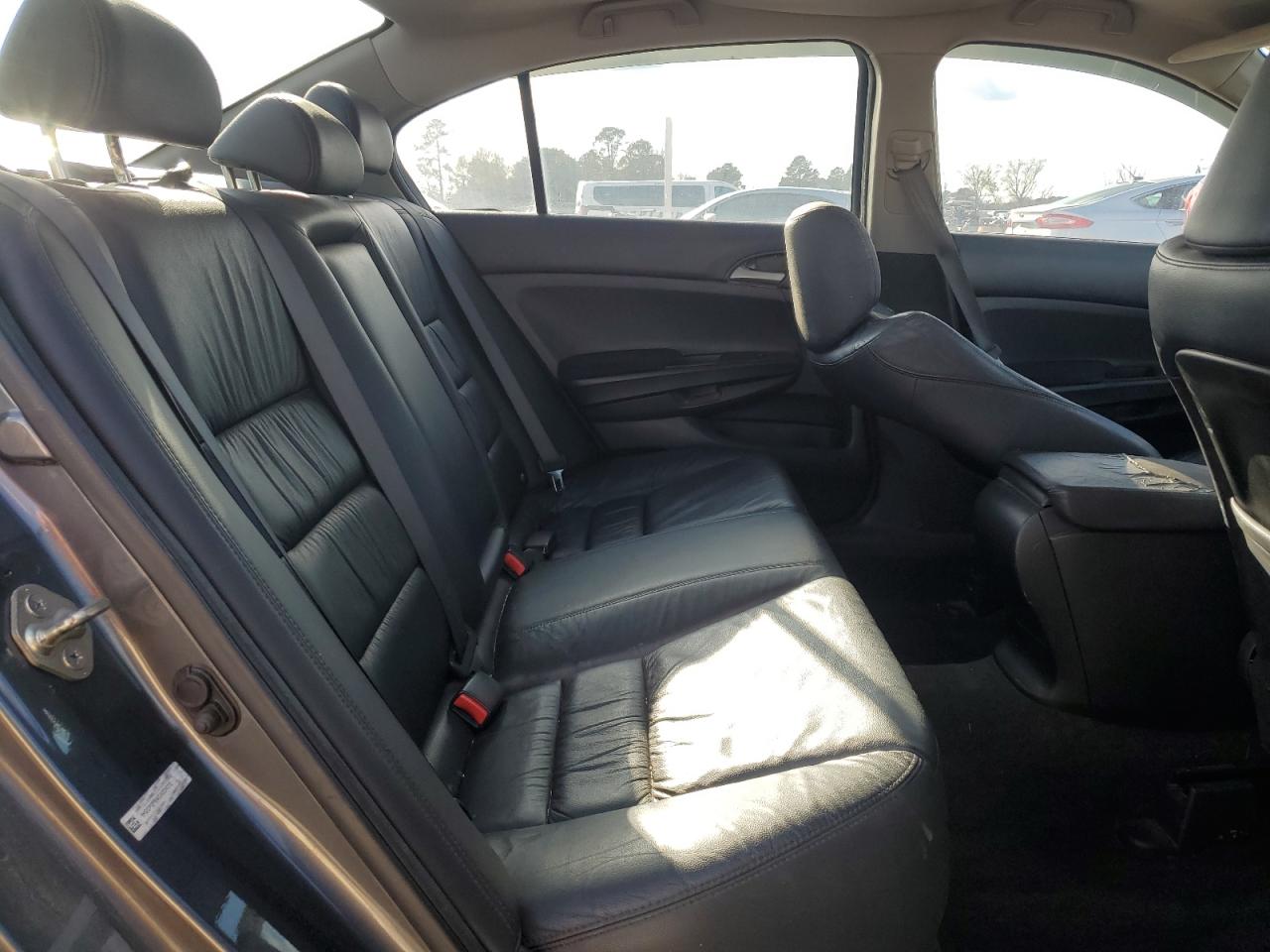 2012 Honda Accord - Image 10
