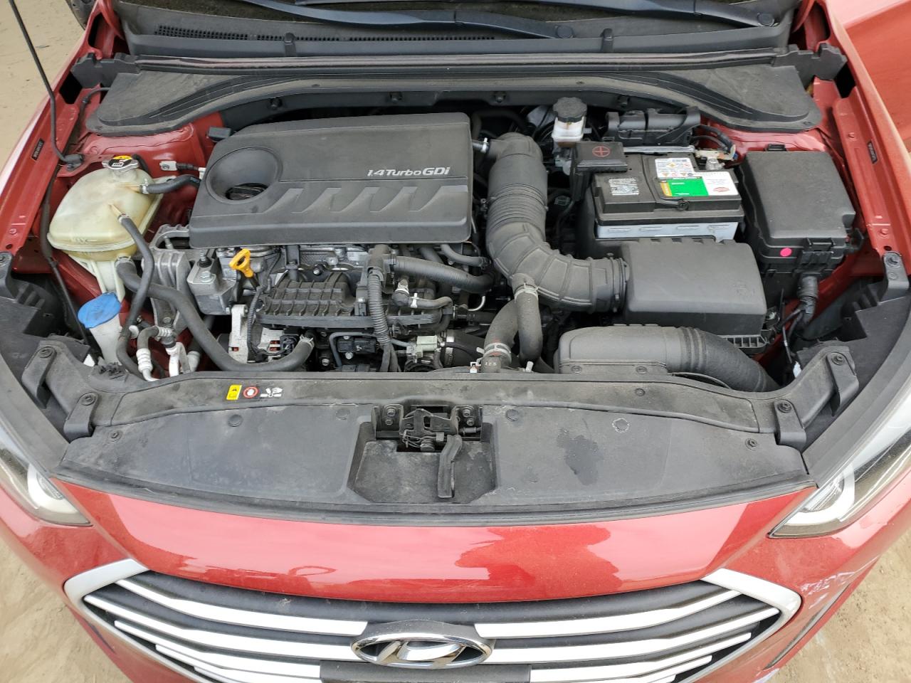 2017 Hyundai Elantra - Image 11