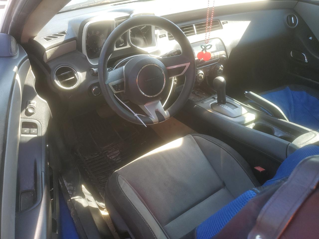 2011 Chevrolet Camaro - Image 8