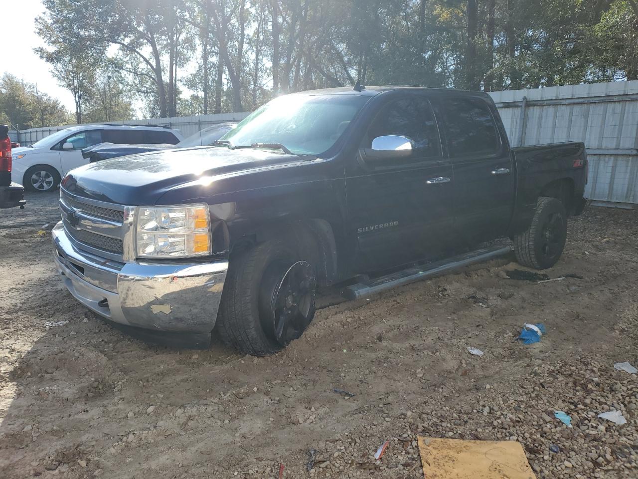 2013 Chevrolet Silverado - Image 1