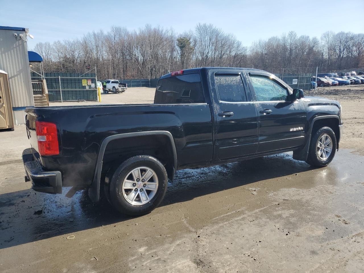 2016 GMC Sierra - Image 3