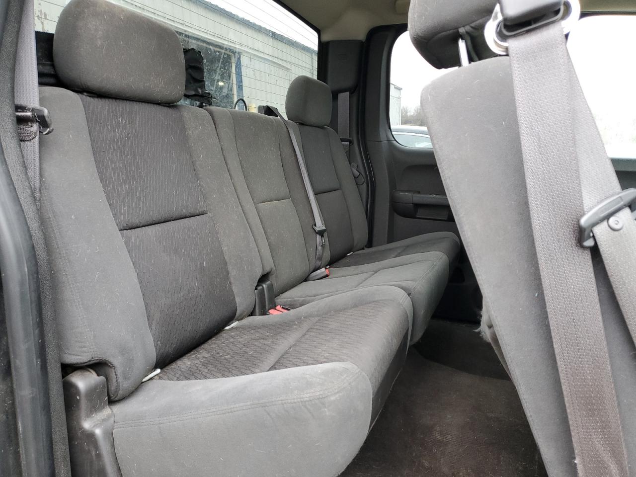 2009 Chevrolet Silverado - Image 10
