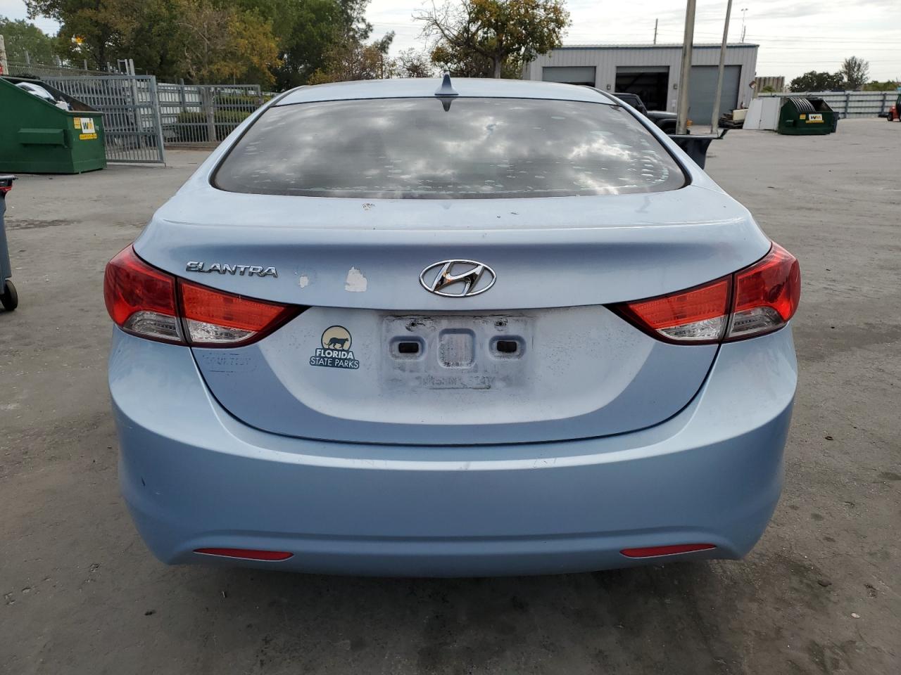 2012 Hyundai Elantra - Image 6
