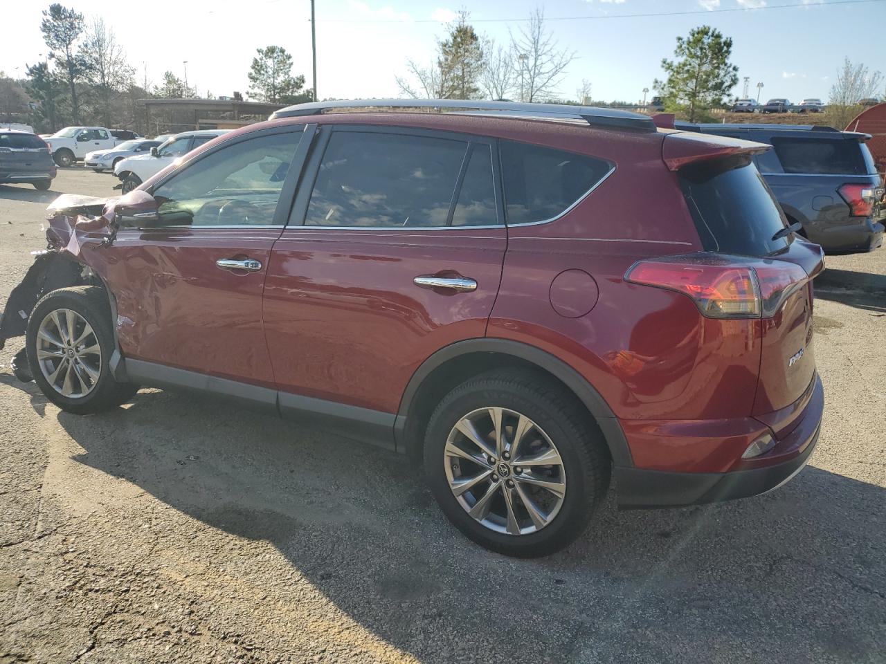 2018 Toyota RAV 4 - Image 2