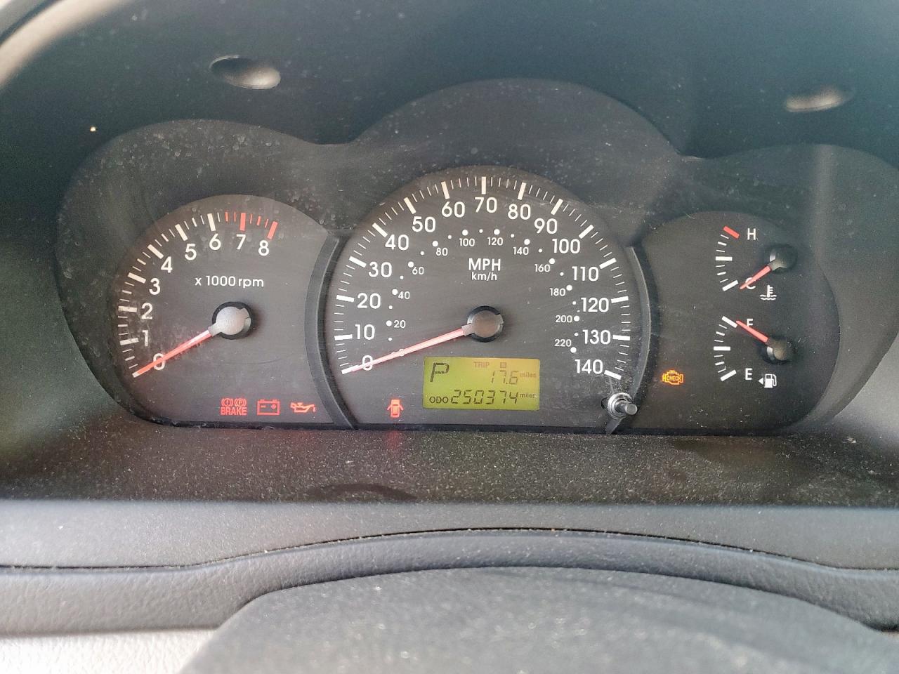 2006 Kia Spectra - Image 9