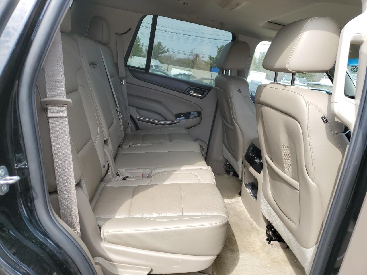 2015 GMC Yukon - Image 11