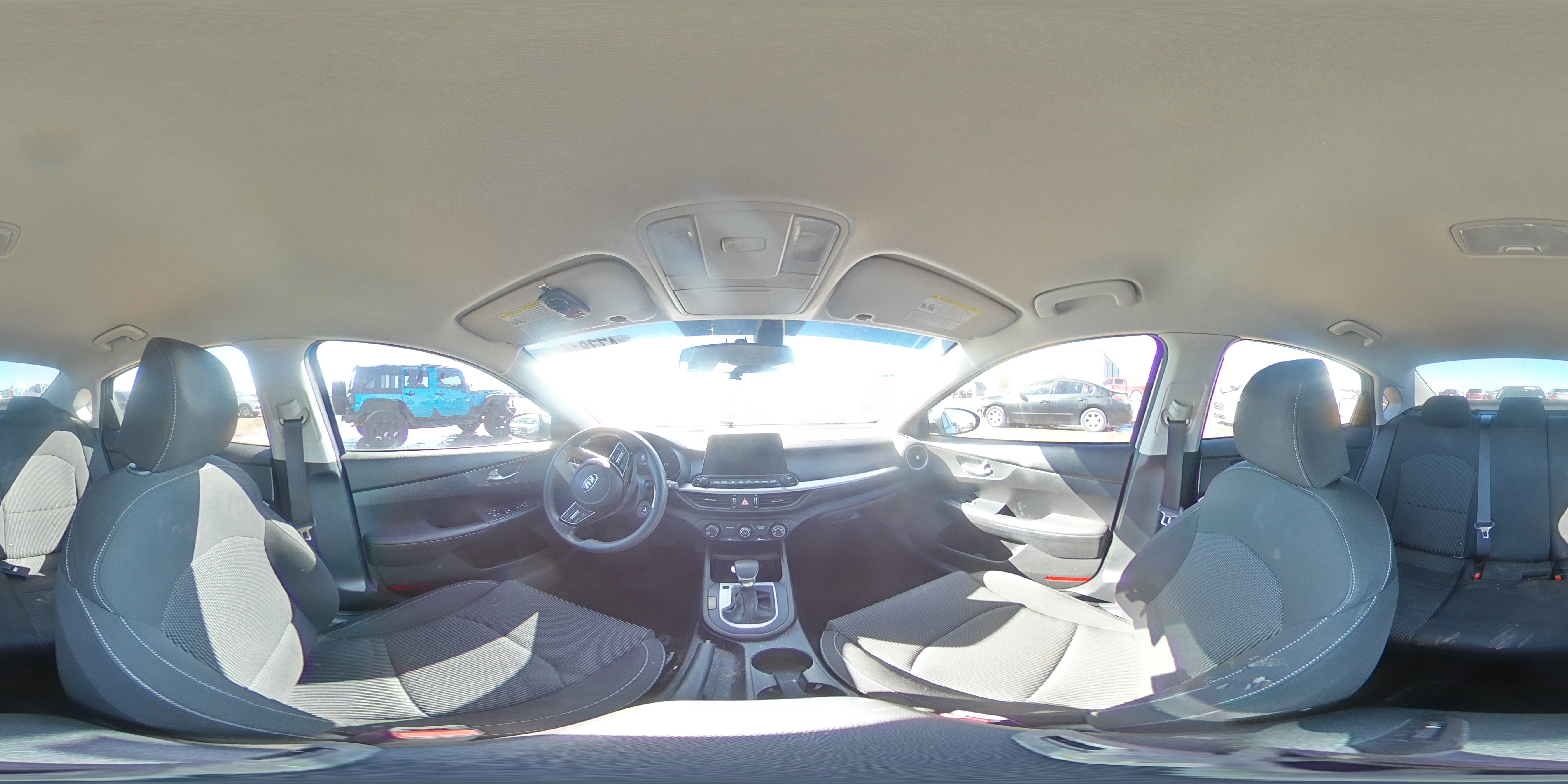 2020 Kia Forte - Image 12