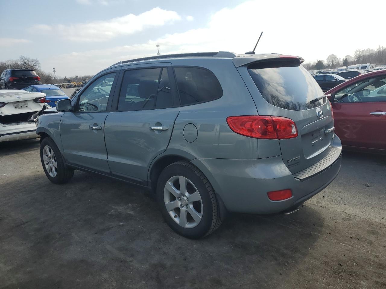 2008 Hyundai Santa Fe - Image 2