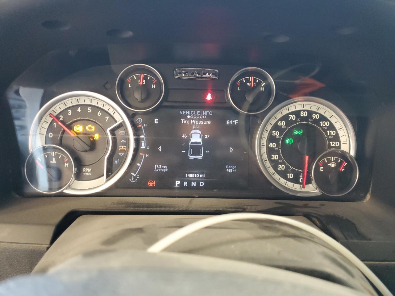 2016 RAM 1500 - Image 9