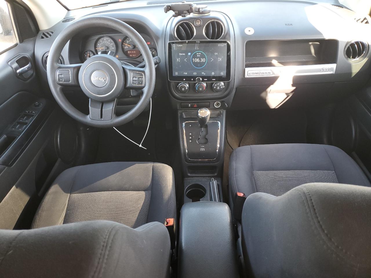 2016 Jeep Compass - Image 8