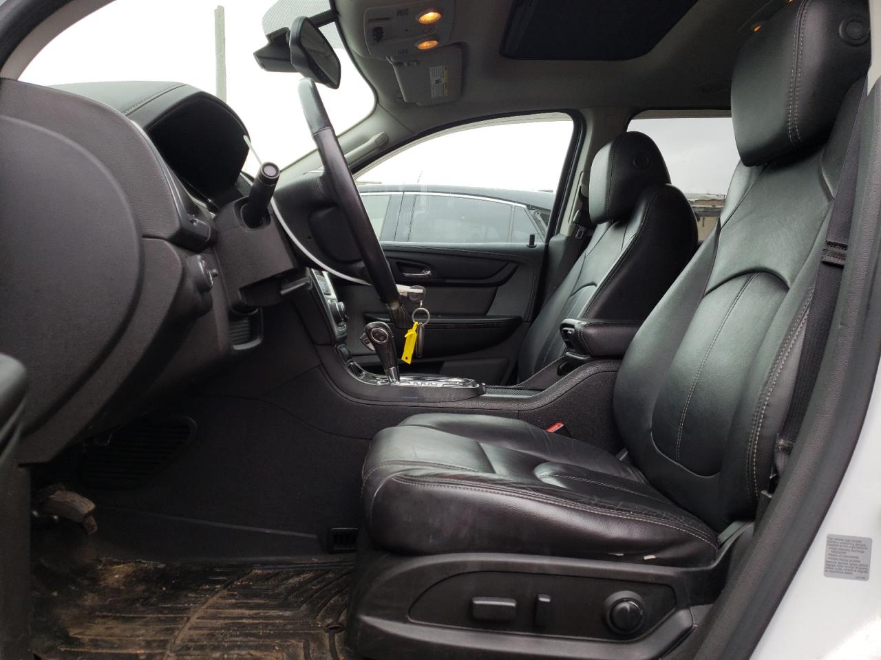 2017 GMC Acadia - Image 7