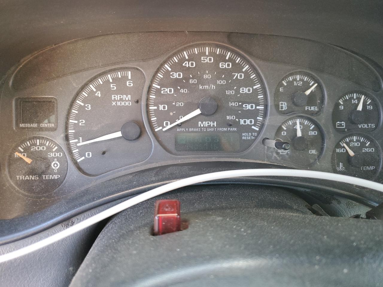 2002 Chevrolet Silverado - Image 9