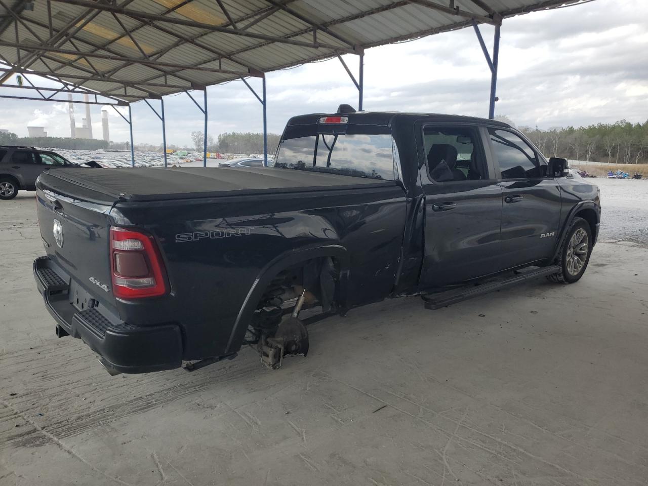 2020 RAM 1500 - Image 3