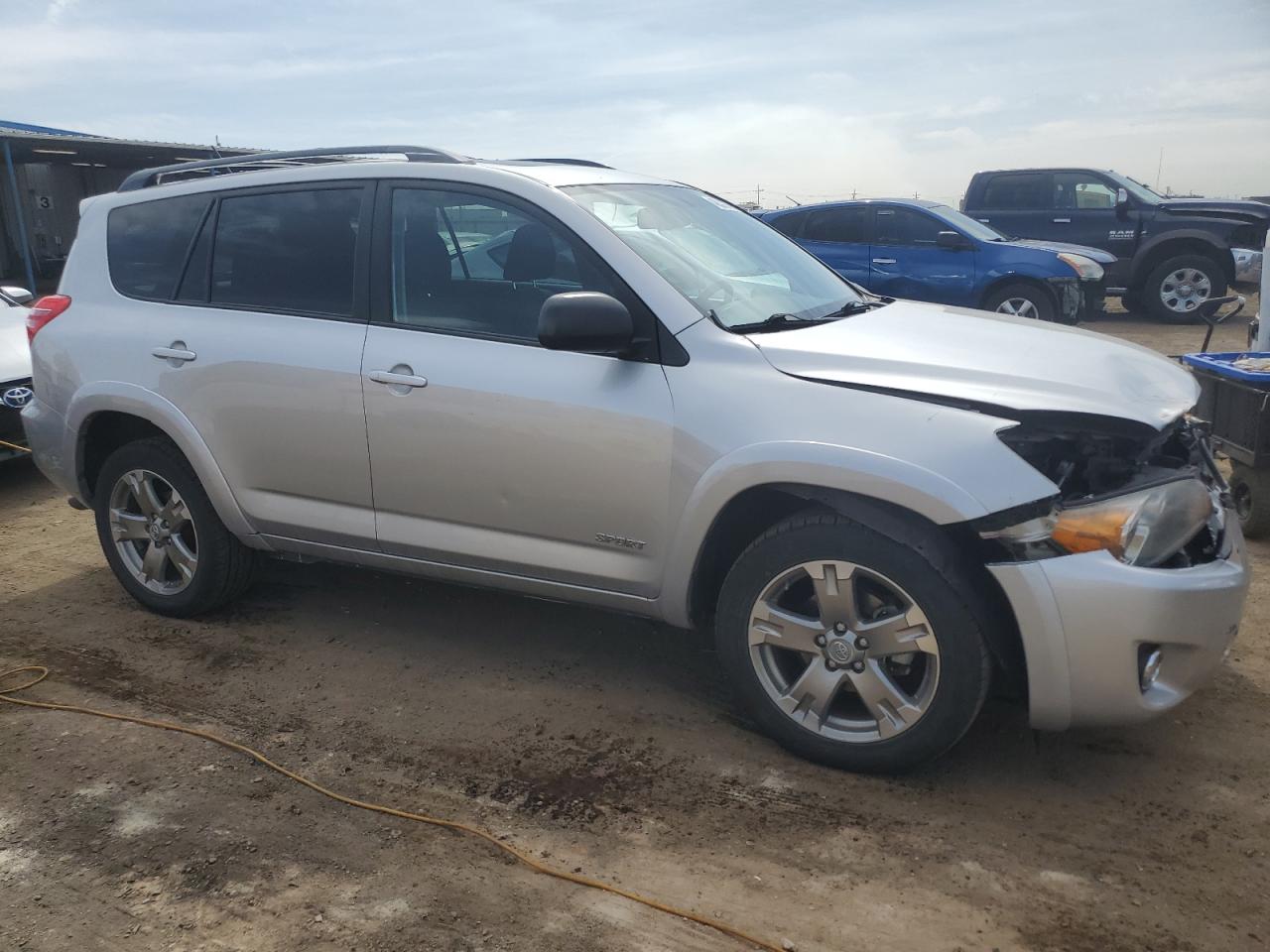 2012 Toyota RAV 4 - Image 4