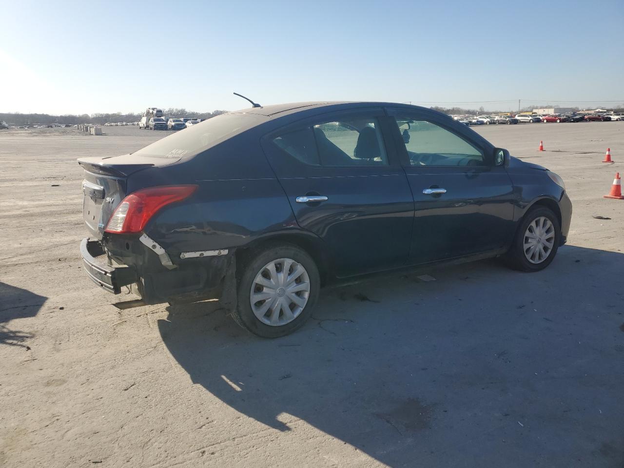 2013 Nissan Versa - Image 3