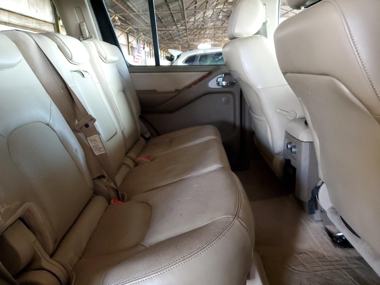 2005 Nissan Pathfinder - Image 11