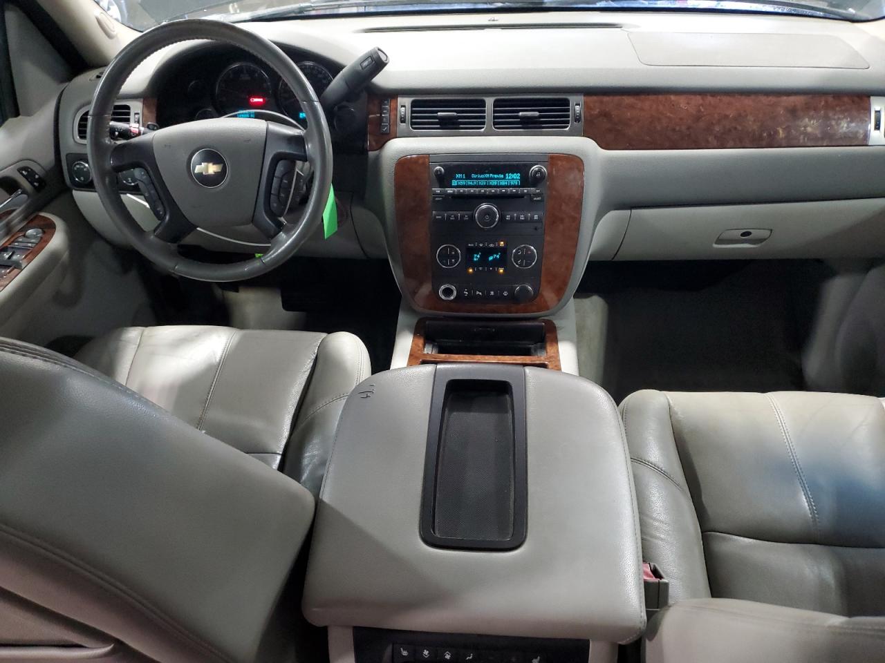 2007 Chevrolet Tahoe - Image 8