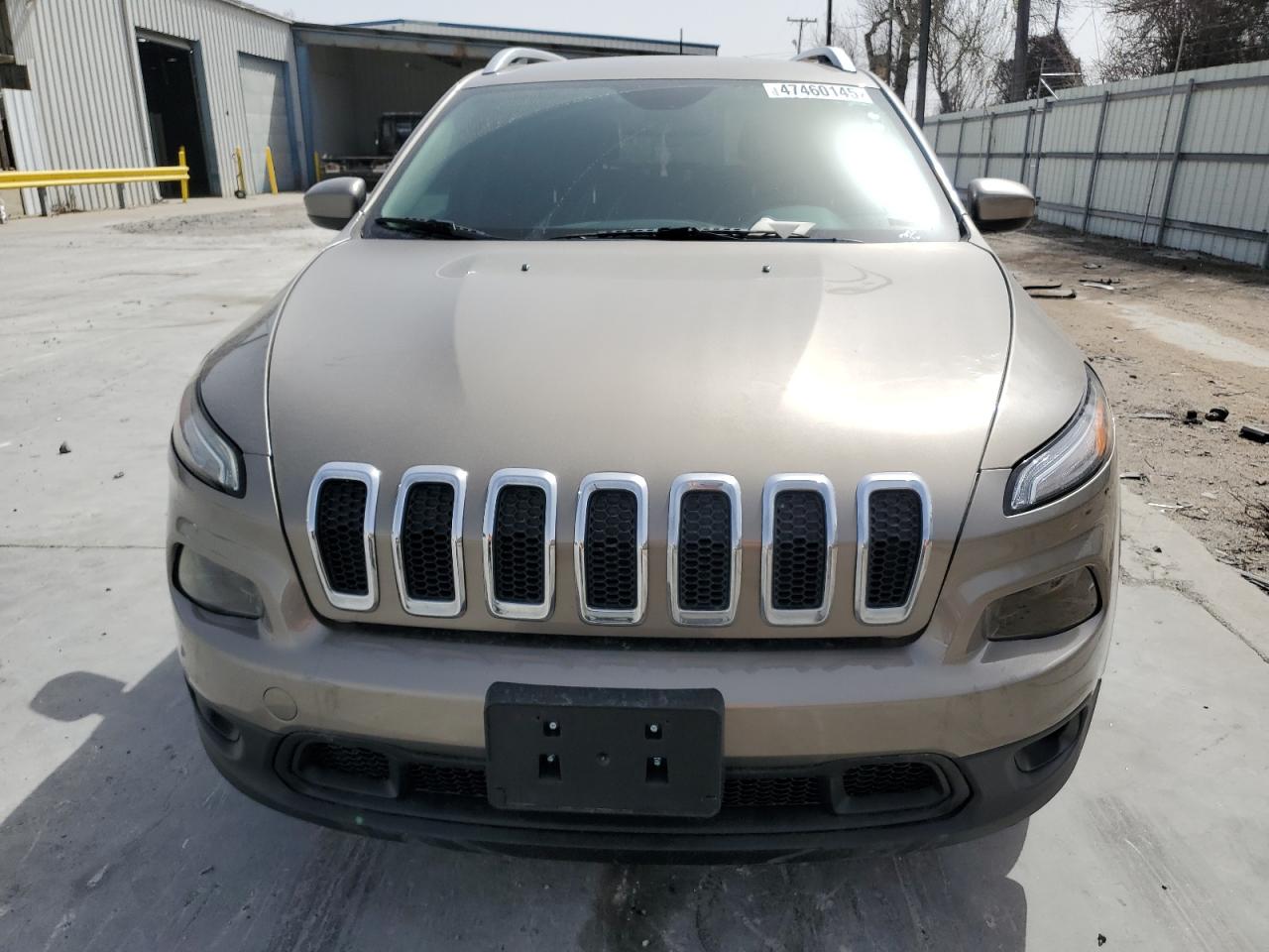 2017 Jeep Grand Cherokee - Image 5