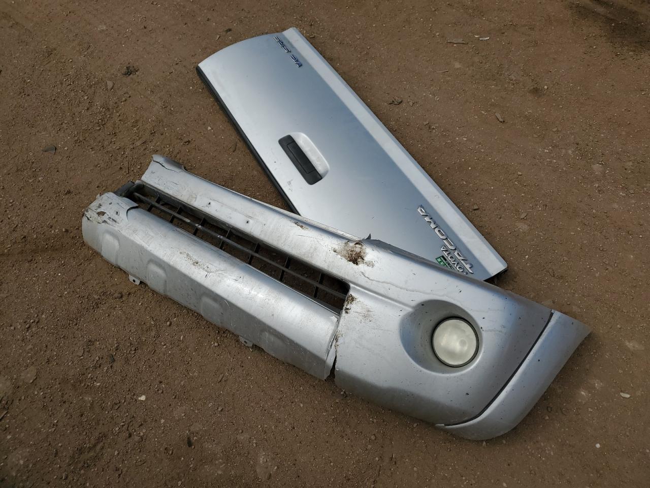 2007 Toyota Tacoma - Image 12