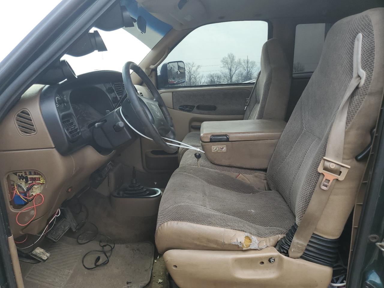 1998 Dodge Ram VIN: 3B7KF226WG193581 Lot: 49373075