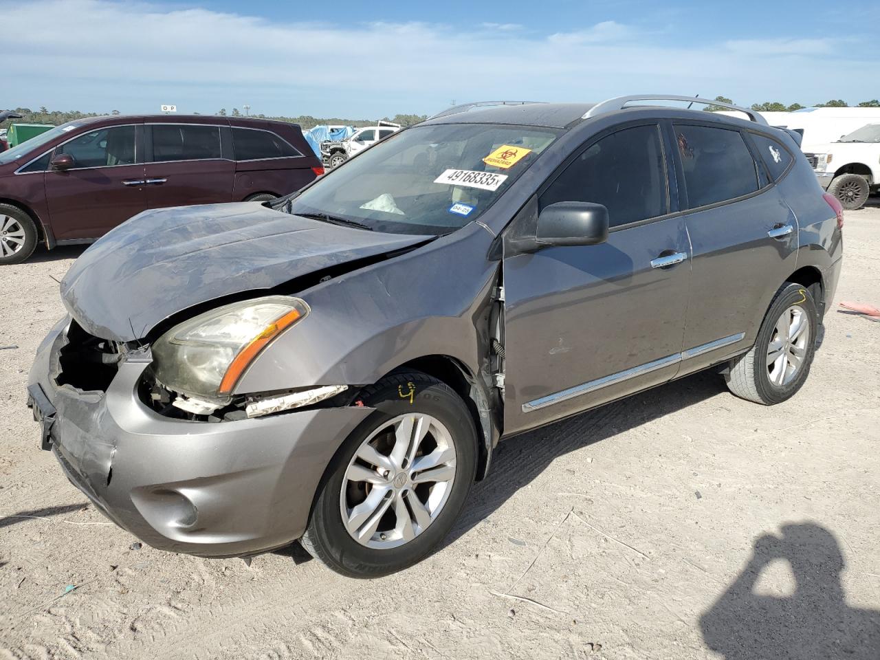 2015 Nissan Rogue - Image 1