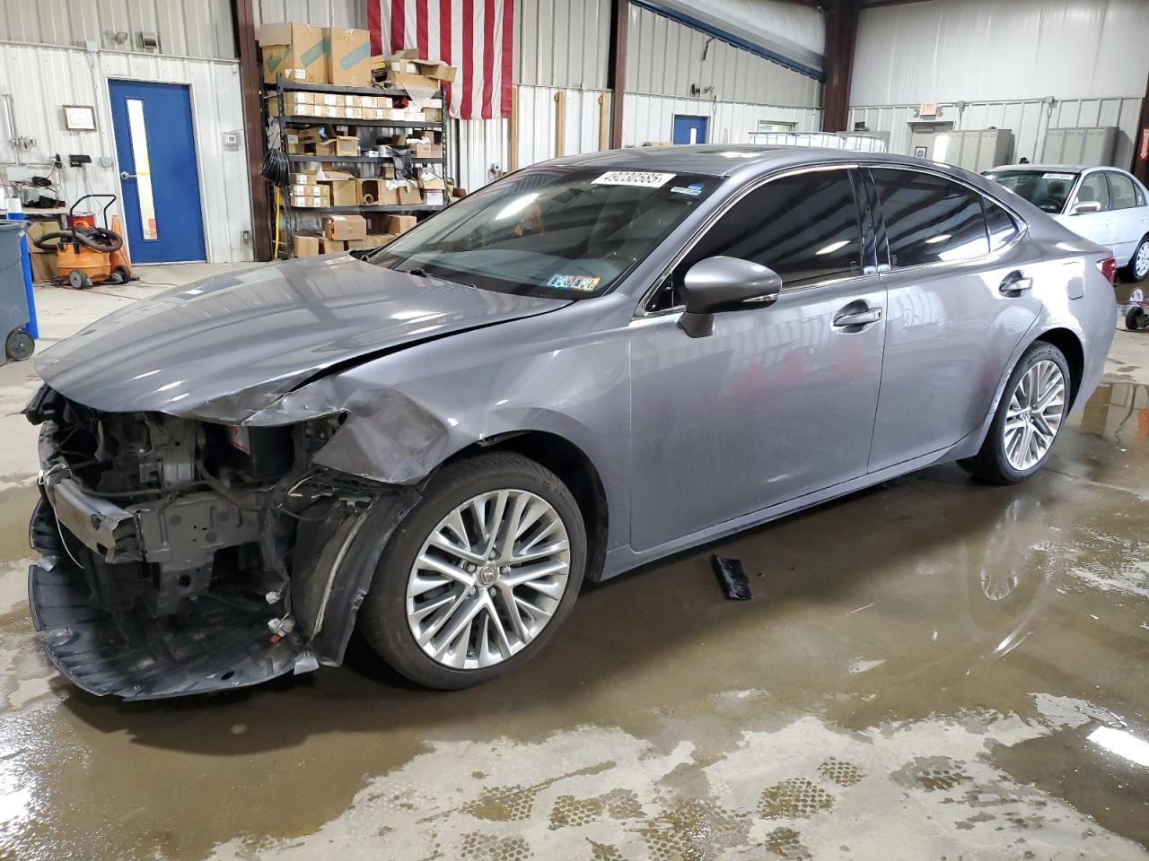 2013 Lexus ES - Image 1