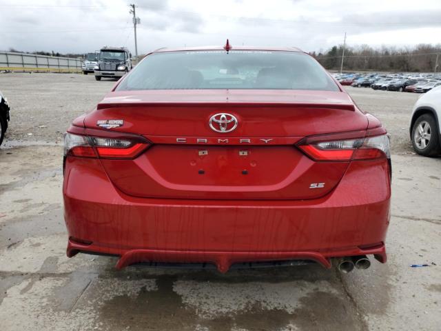 TOYOTA CAMRY 2022 Красный