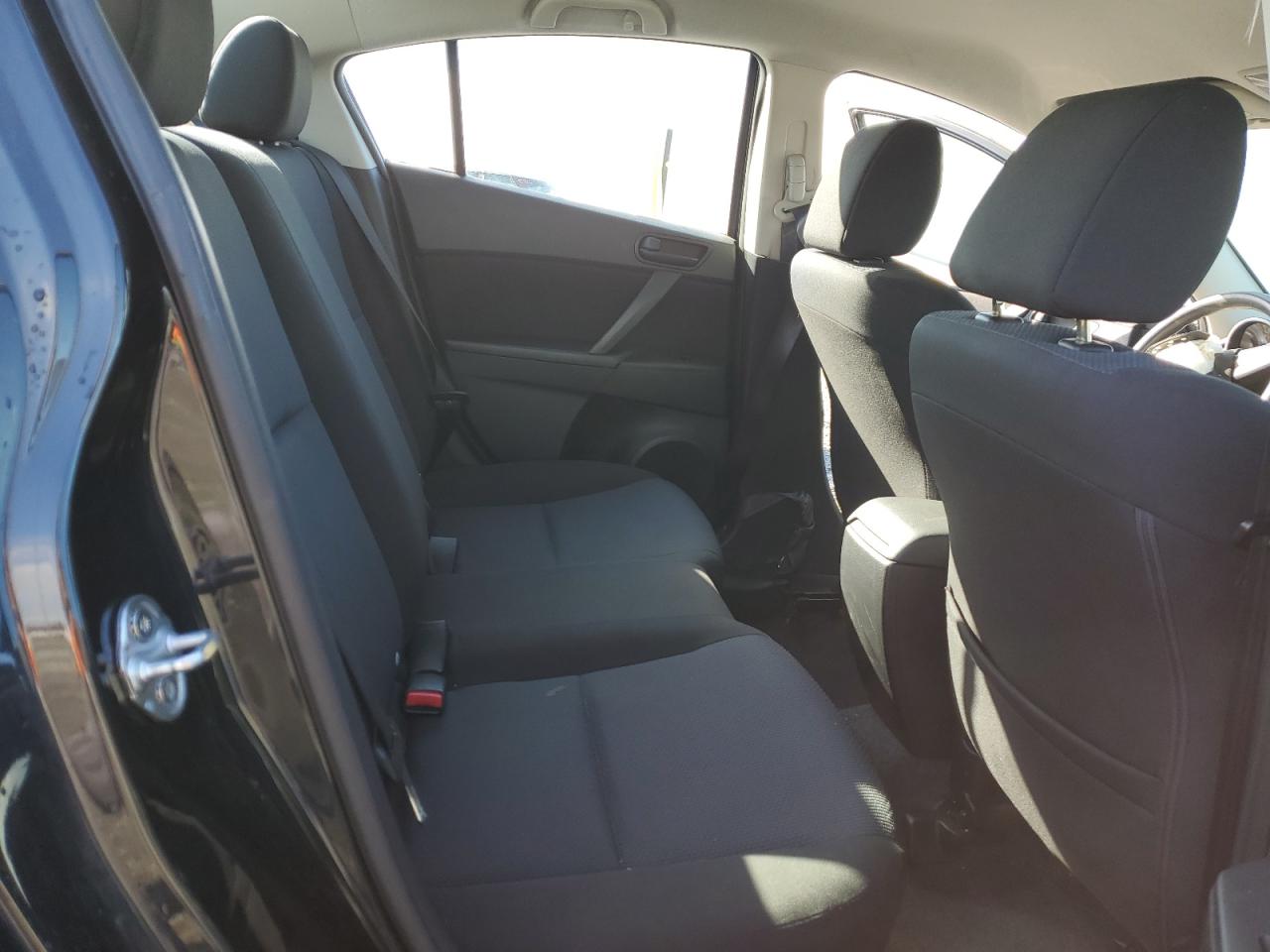 2011 Mazda 3 - Image 10