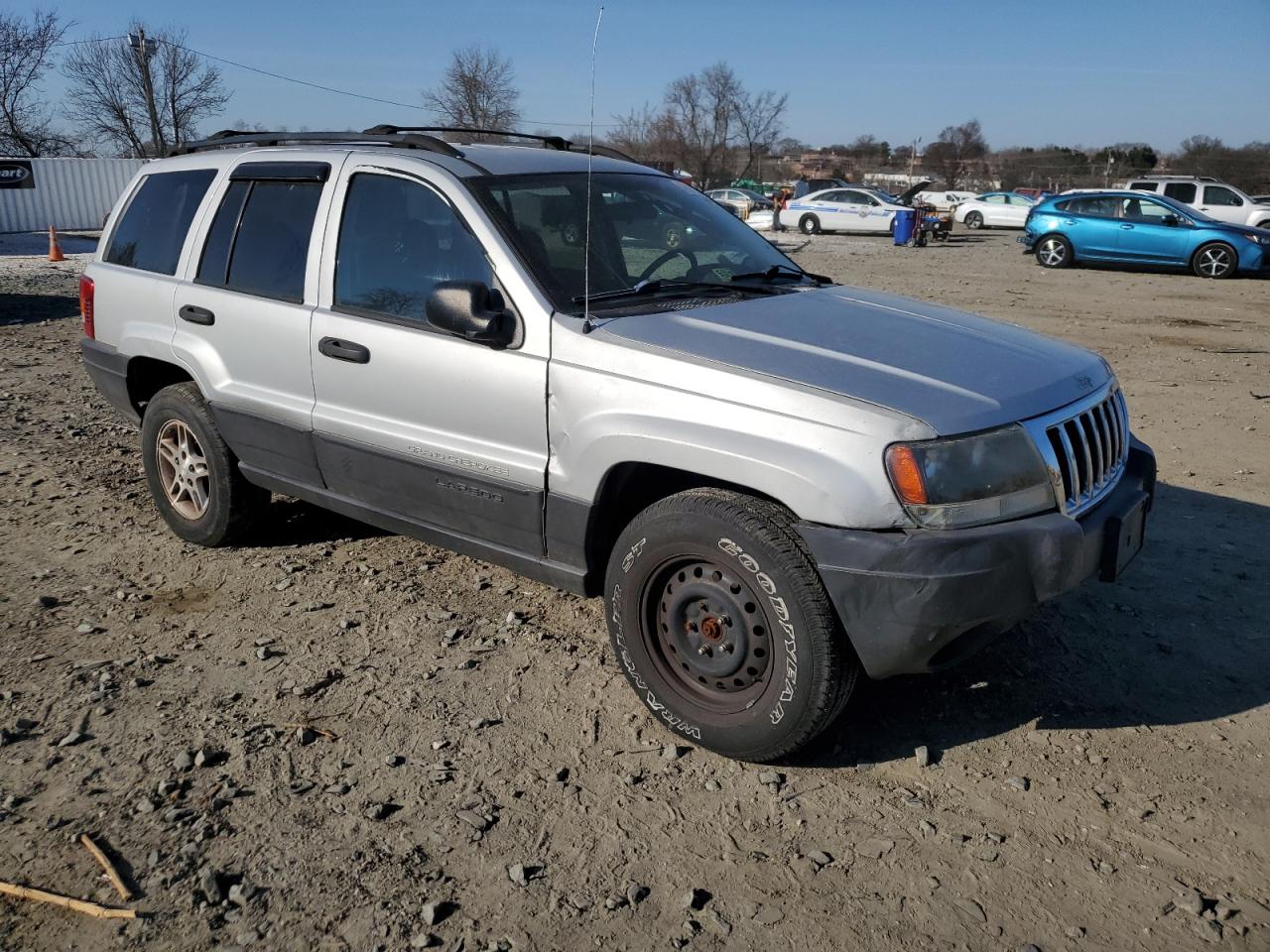 2004 Jeep Grand Cherokee - Image 4