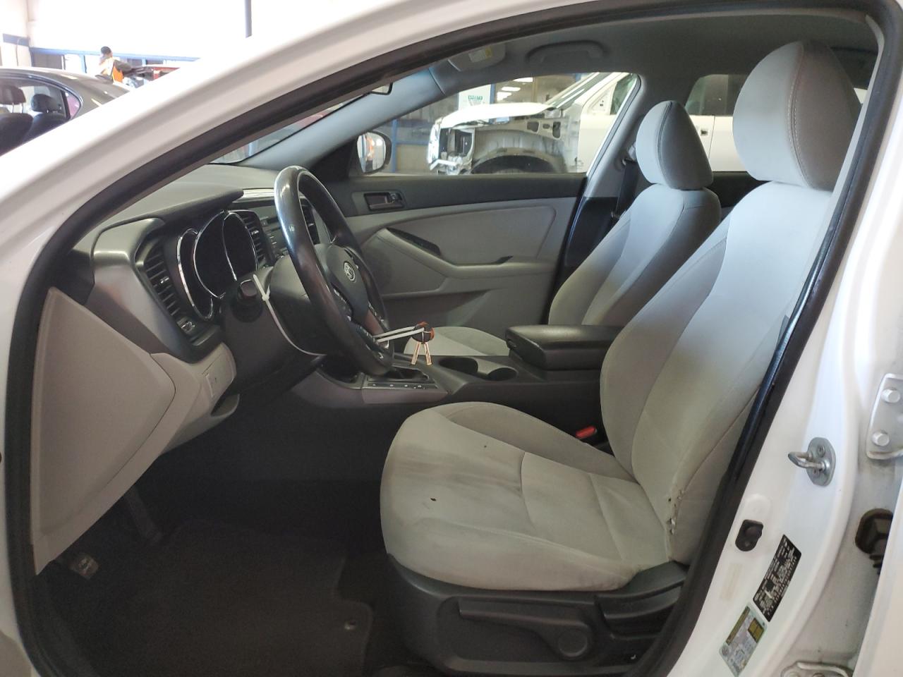 2012 Kia Optima - Image 7