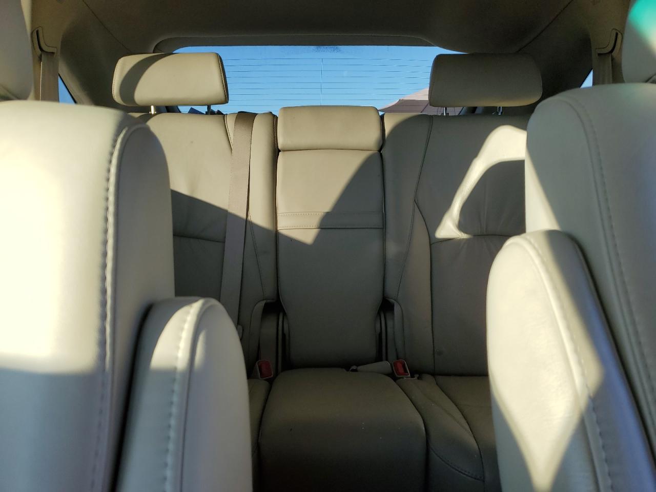 2009 Lexus RX - Image 10