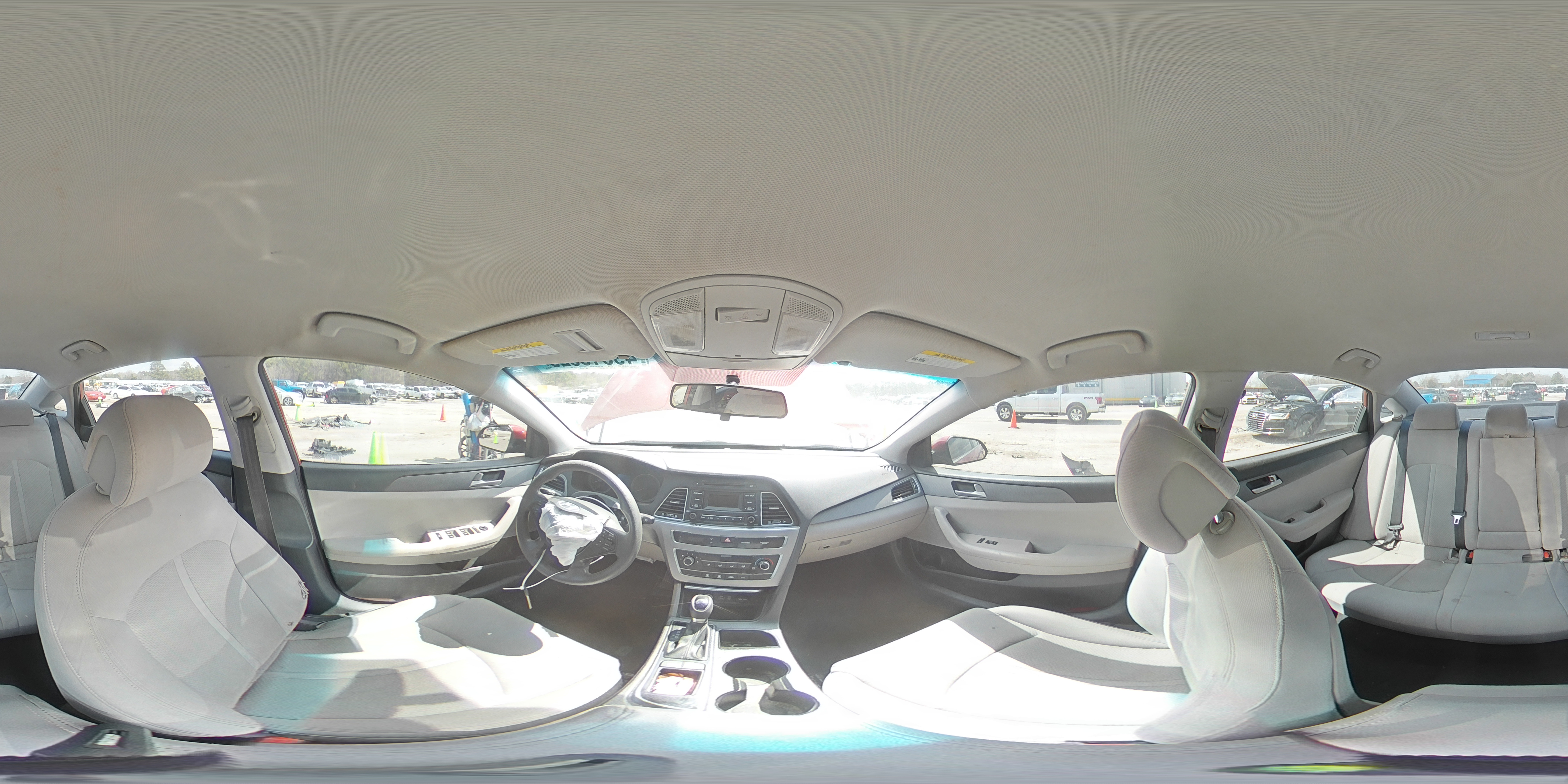 2015 Hyundai Sonata - Image 12