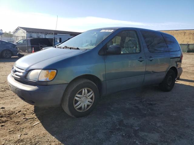 2001 Toyota Sienna Ce