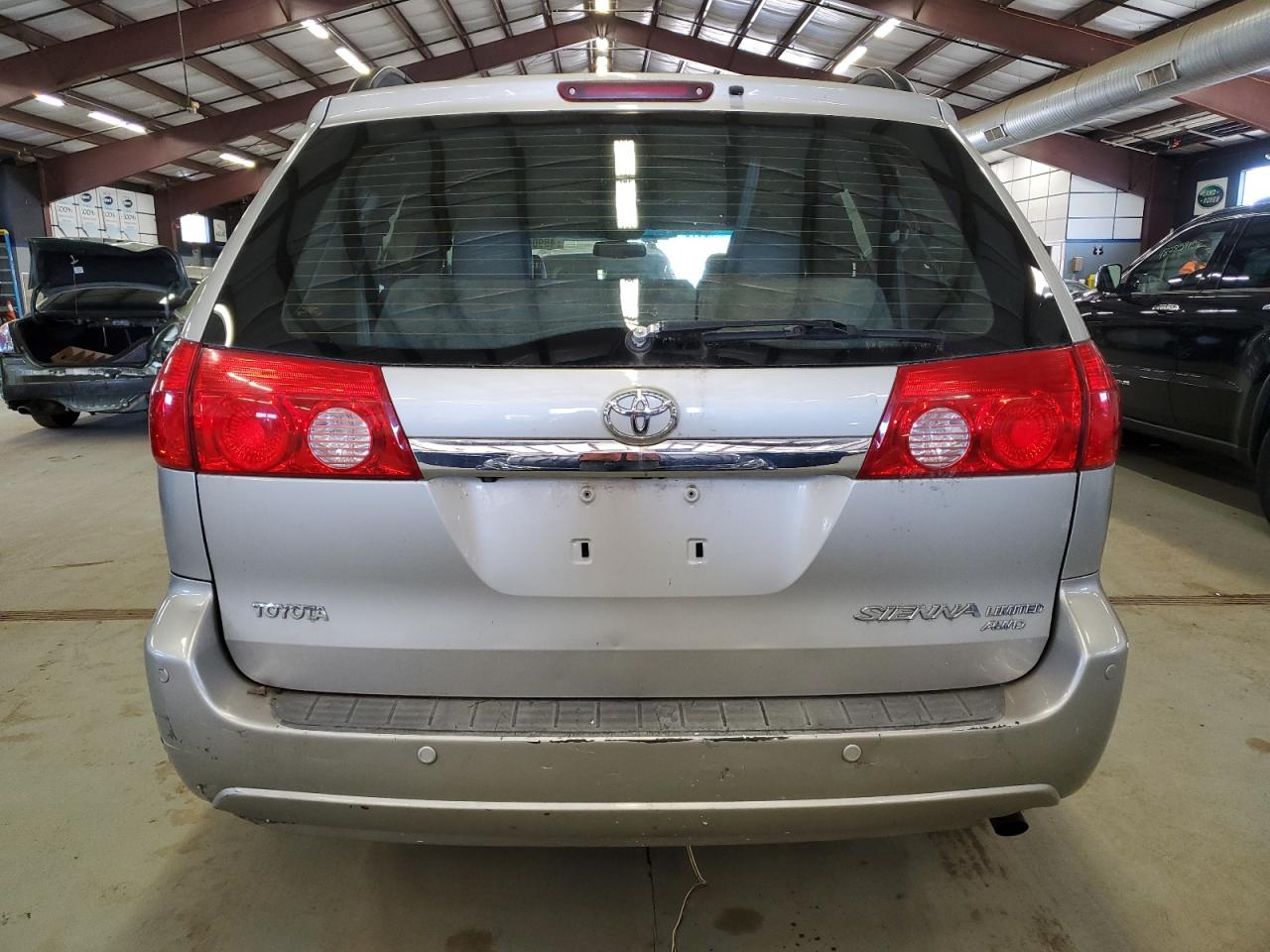 2008 Toyota Sienna - Image 6