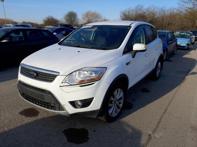 FORD KUGA TITAN 2011