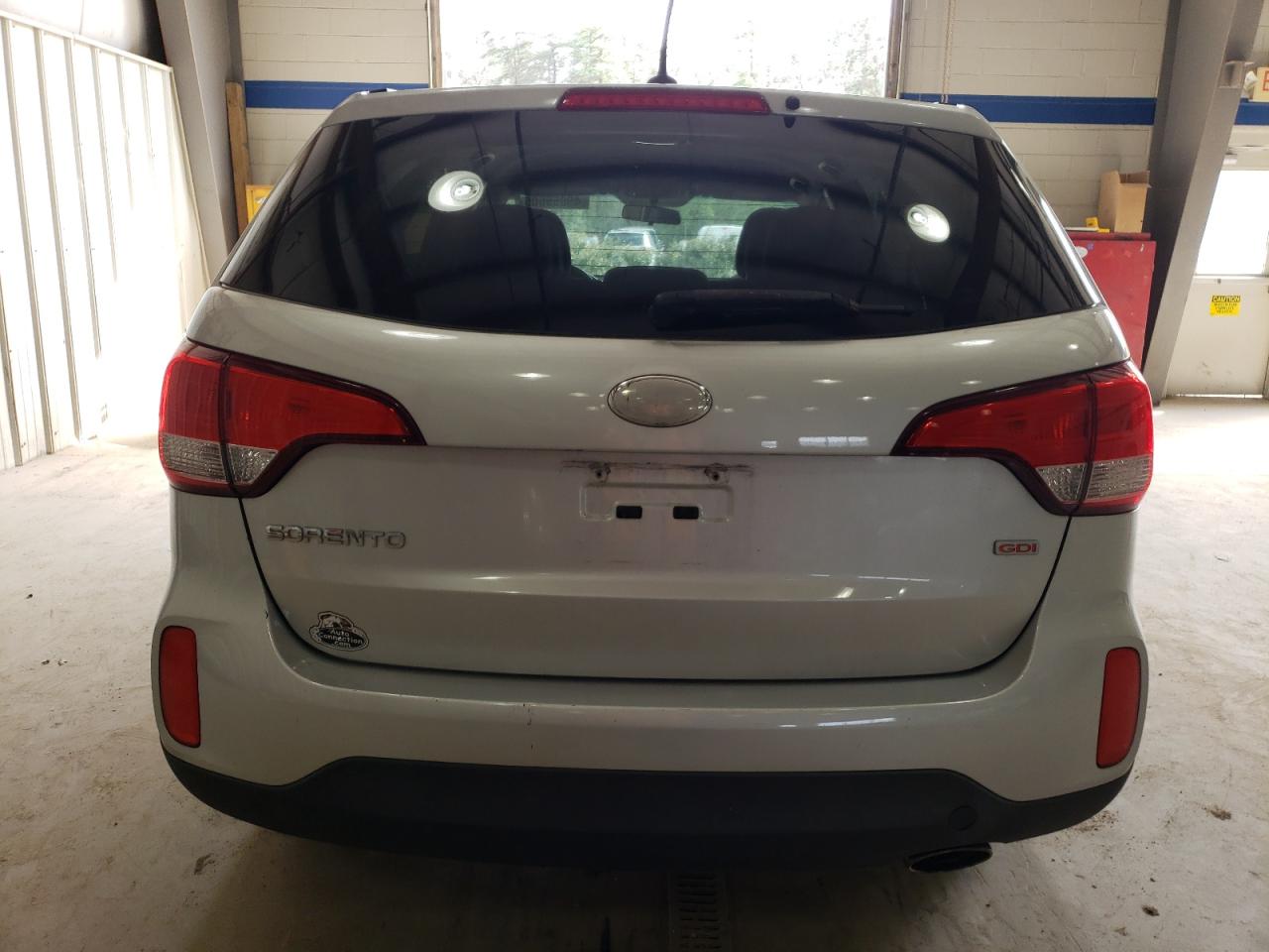2015 Kia Sorento - Image 6