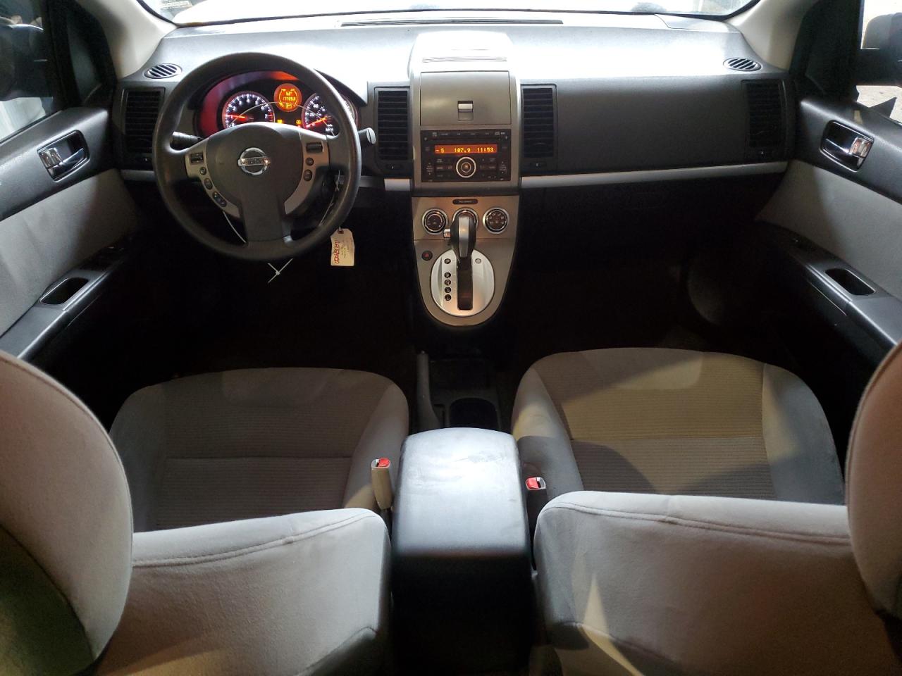 2010 Nissan Sentra - Image 8