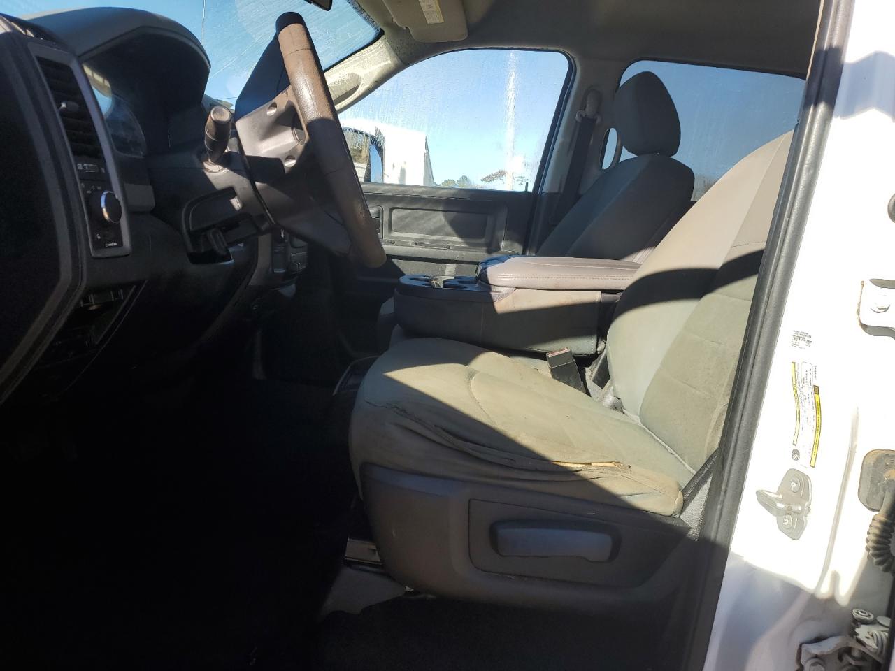 2018 RAM 2500 - Image 7