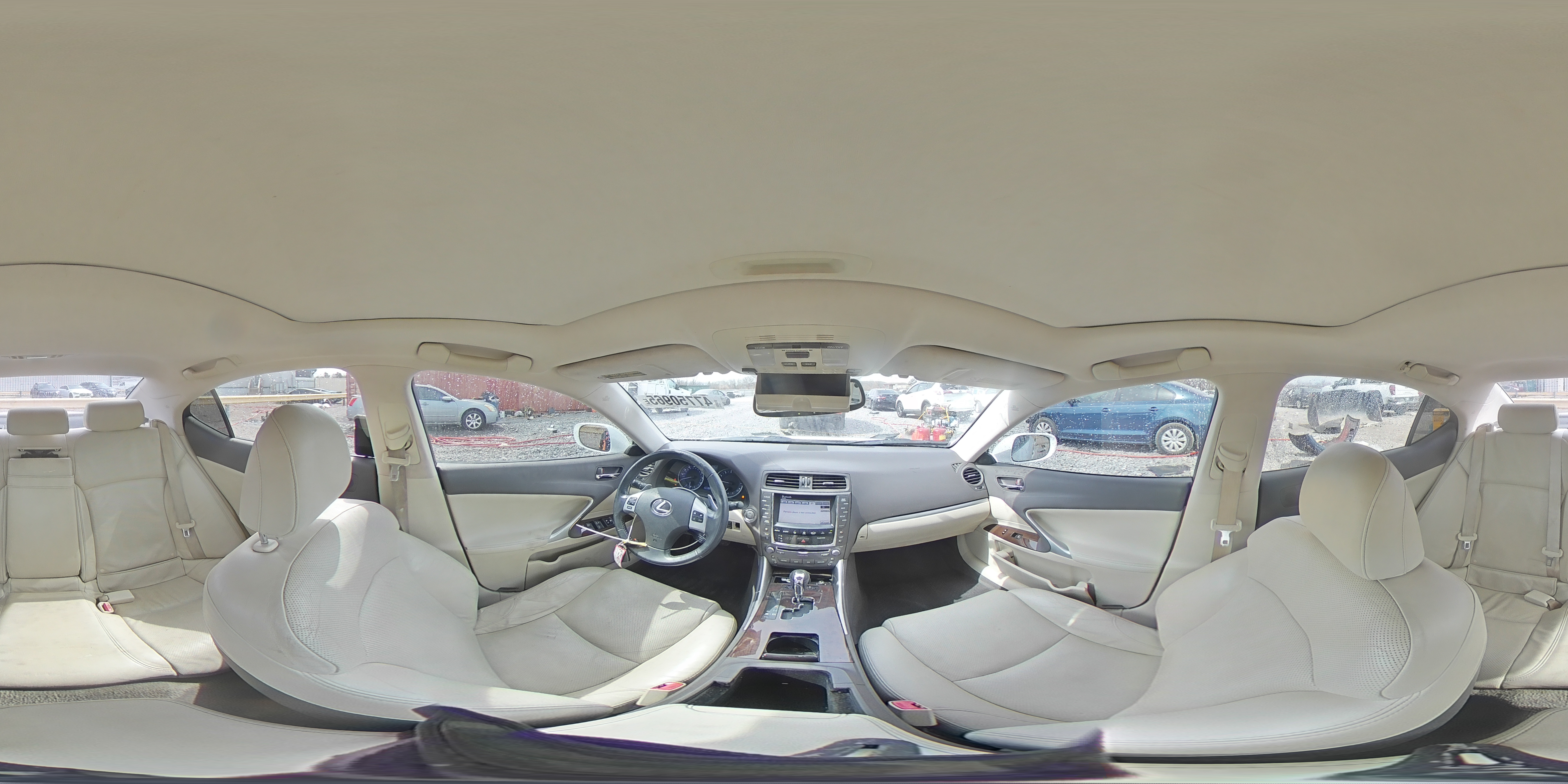 2012 Lexus IS - Image 15