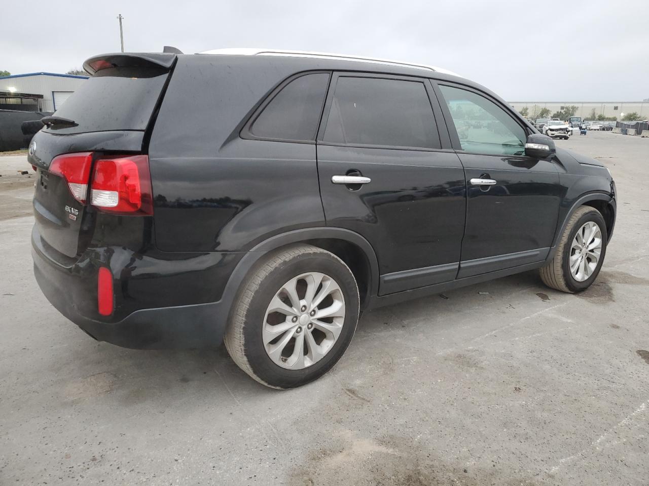 2014 Kia Sorento - Image 3