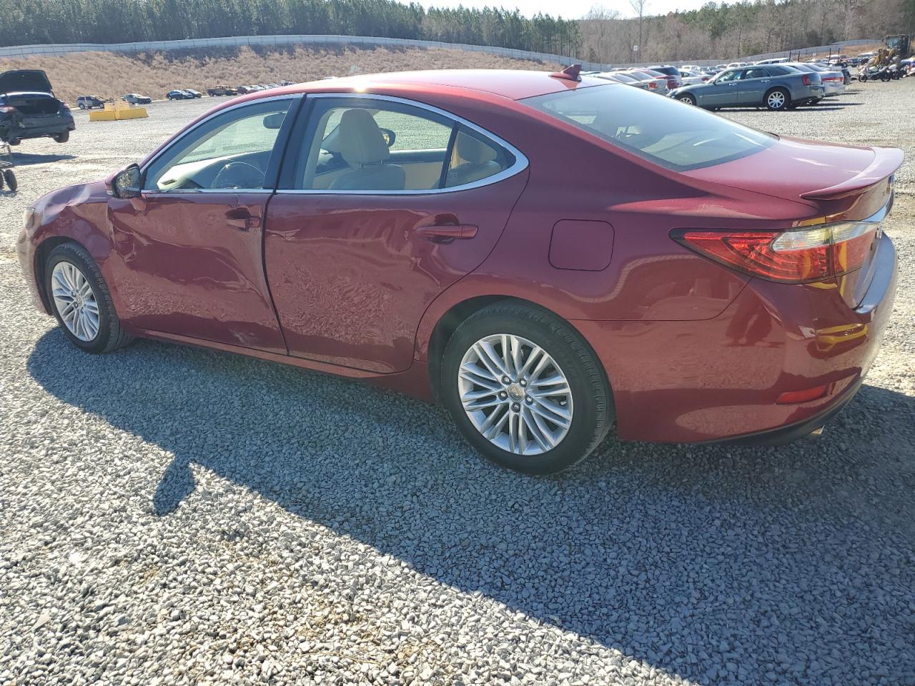 2014 Lexus ES - Image 2