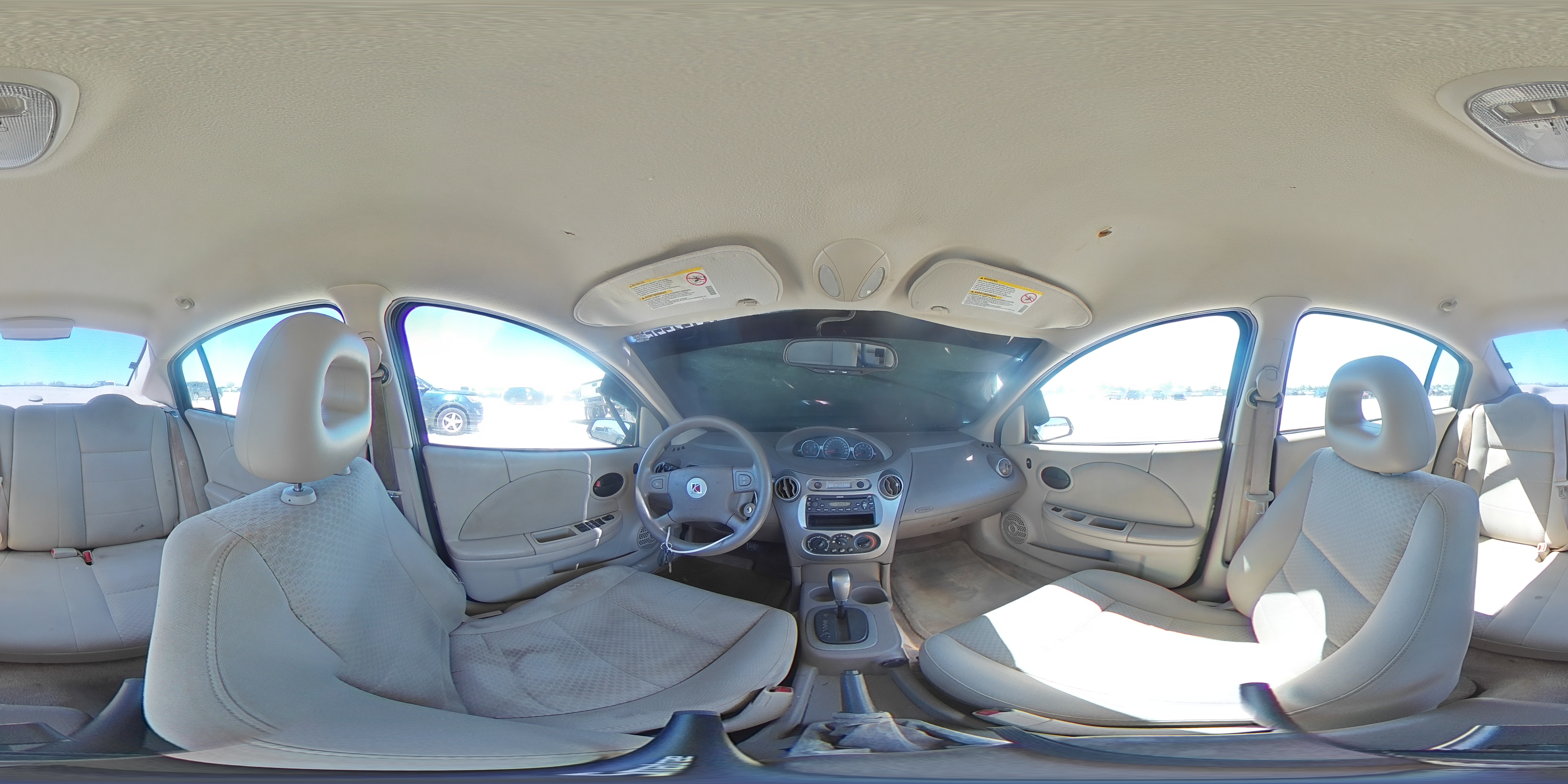 2005 Saturn ION - Image 12