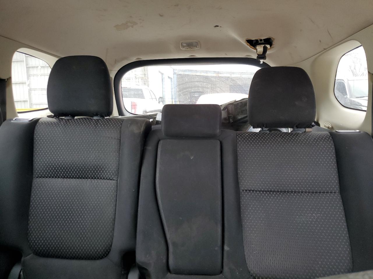 2018 Mitsubishi Outlander - Image 10