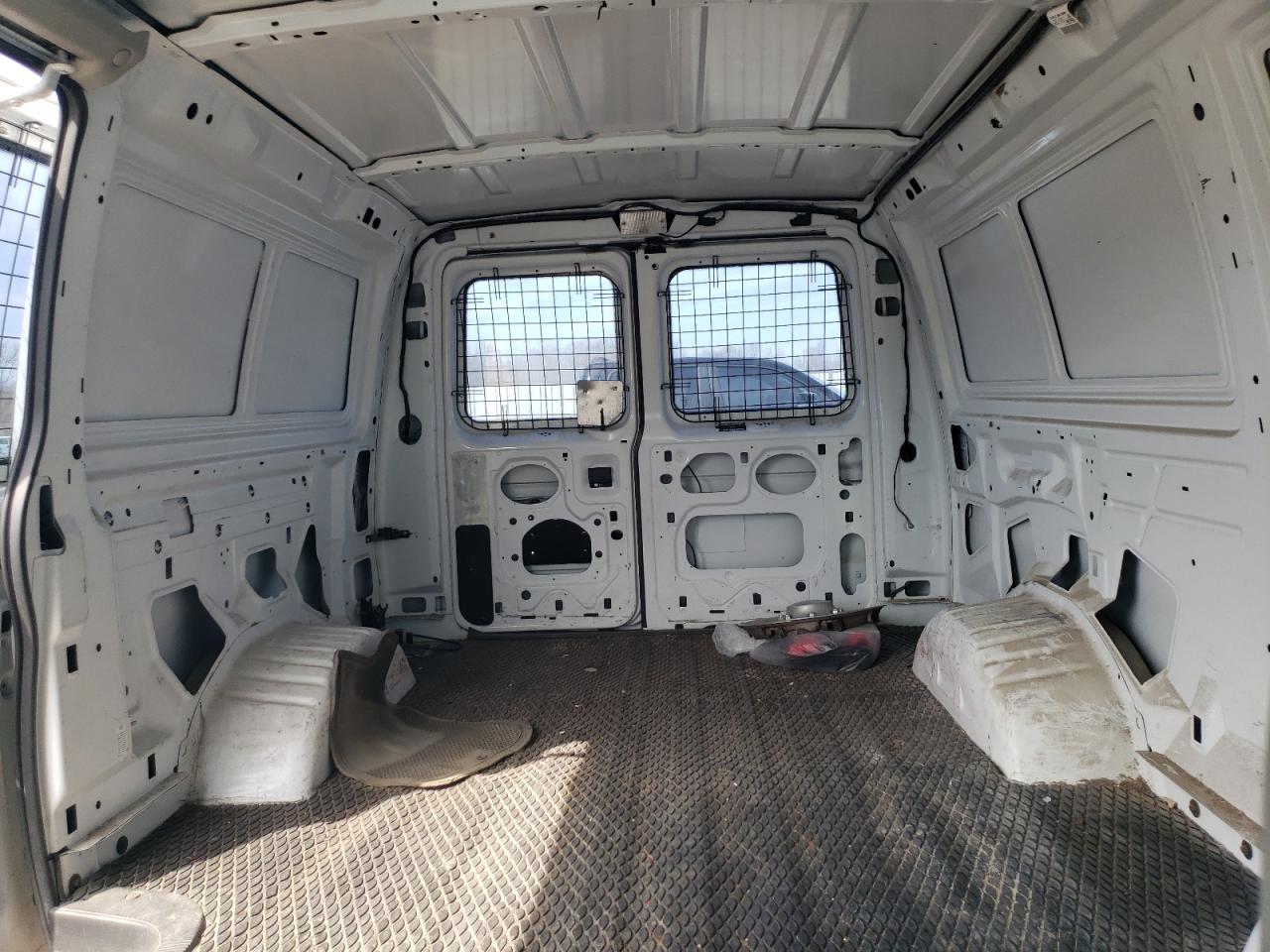 2008 Ford Econoline - Image 10
